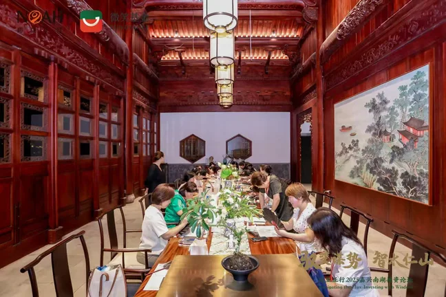 诺亚正行烧箔画折扇体验现场照片2