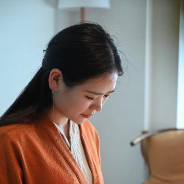 姜弦讲师形象照