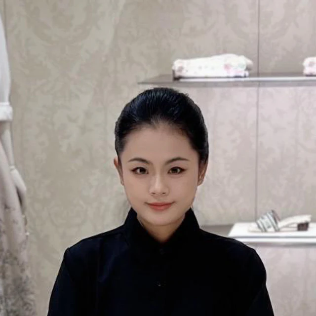 职紫荆讲师形象照