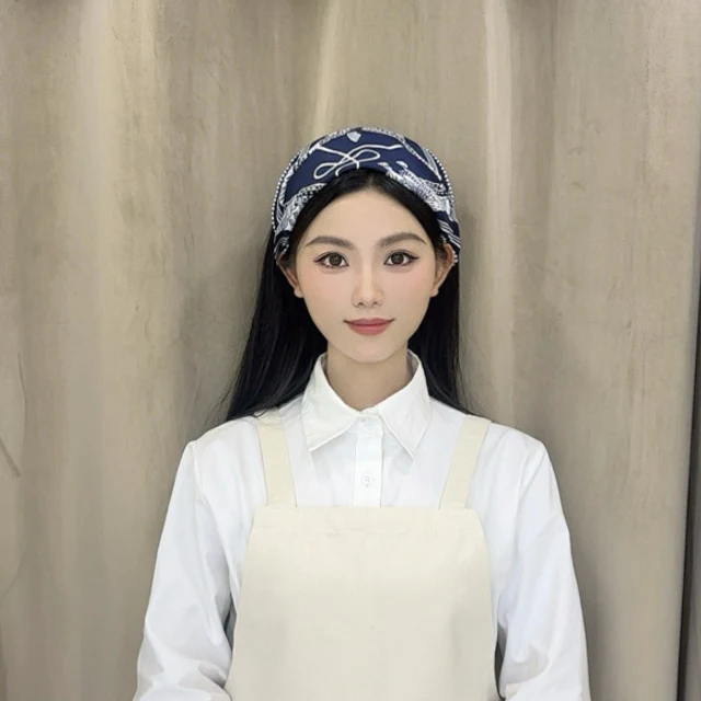 Laura小绮讲师形象照