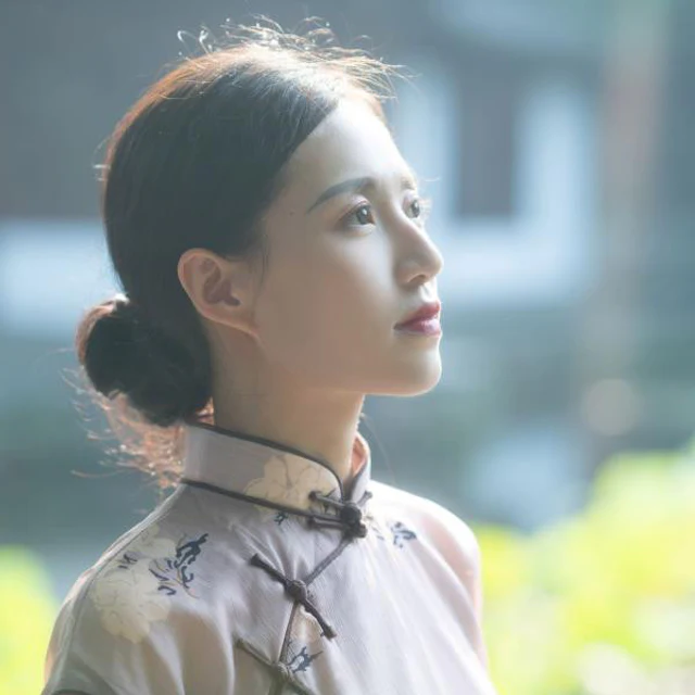 绾儿讲师形象照