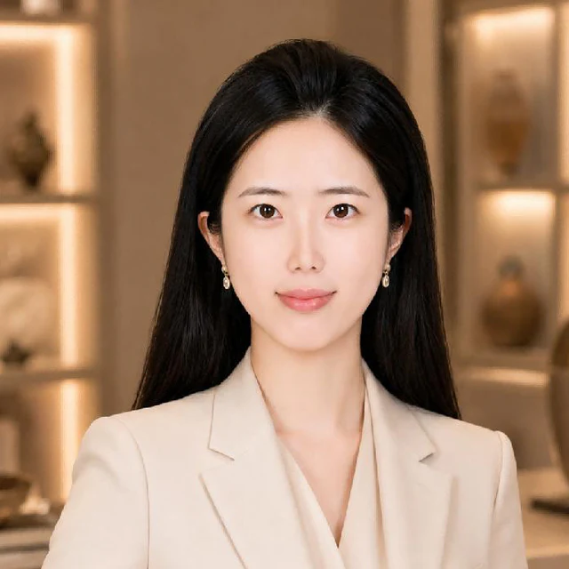 小洛讲师形象照